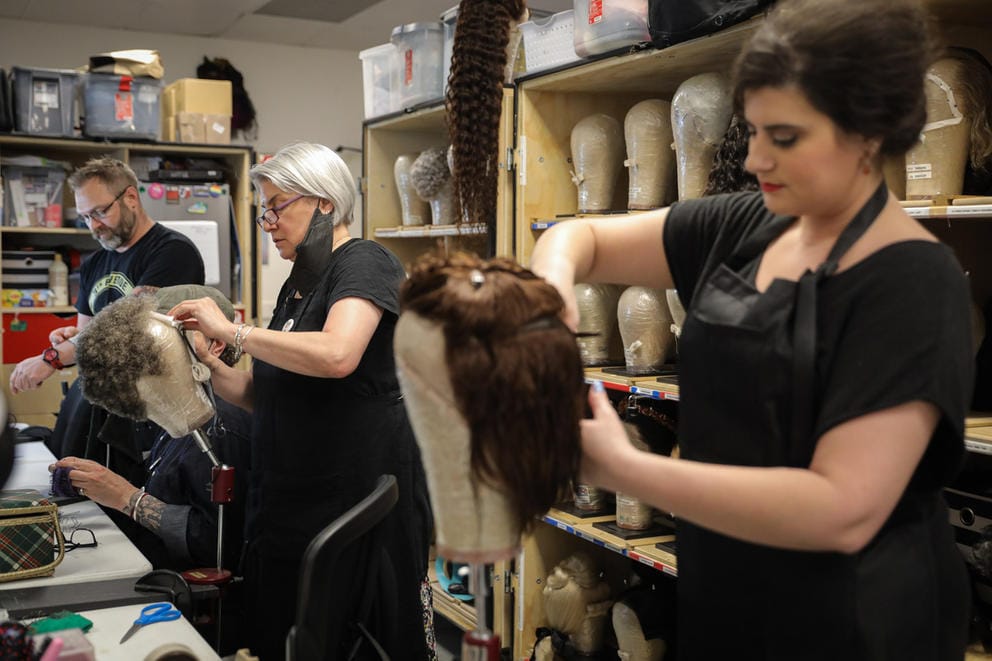 People style wigs on mannequin heads