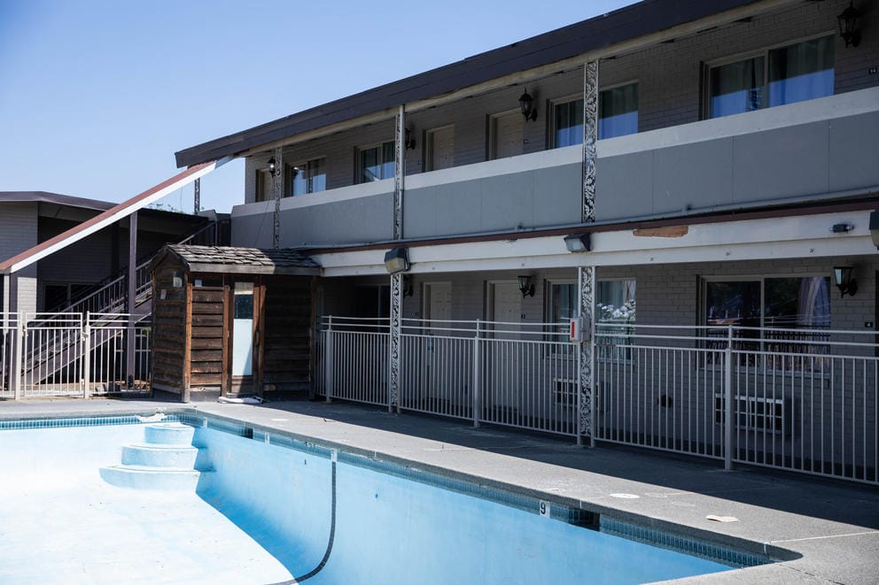 an empty pool at Neighborhood Apartments in Yakima