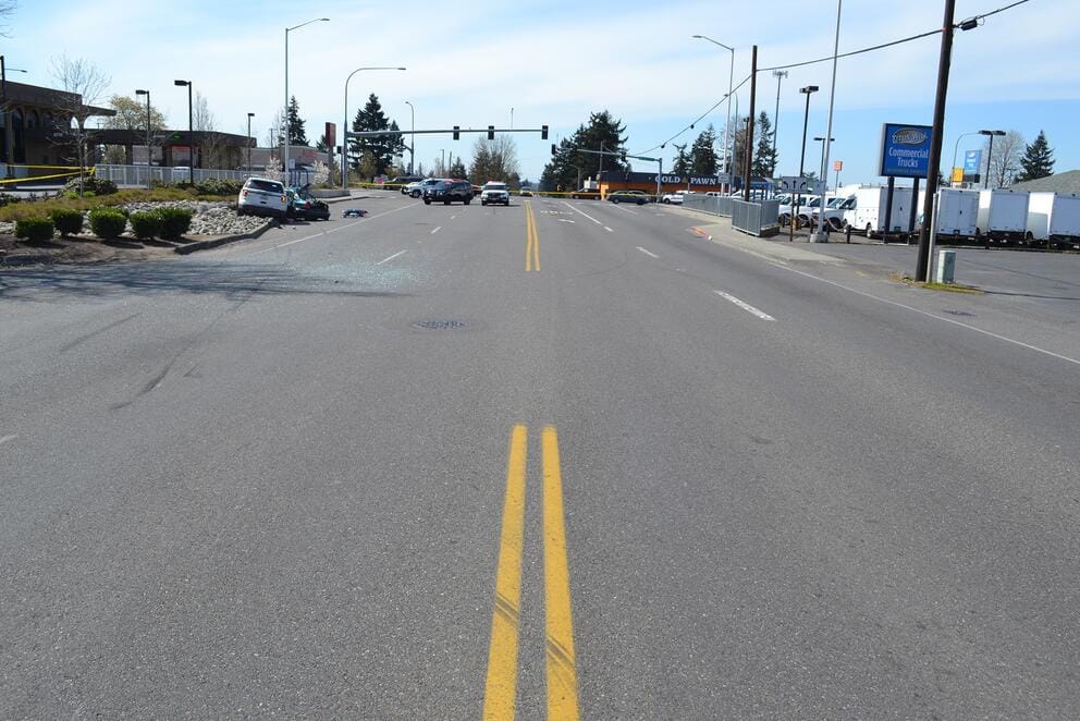 photo of 112th street moments after the crash occurred