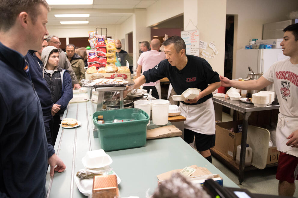 Bakeman's Restaurant Closing